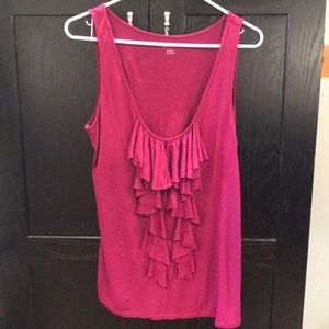 ✨Ruffle front tank top